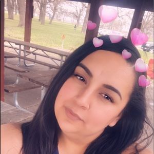 Meet your Posher, Vanessa